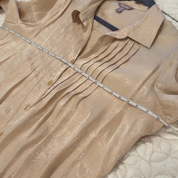 White Stag Shimmering Gold Blouse LS Tucked Bodice EUC Sz XL - Picture 5 of 8